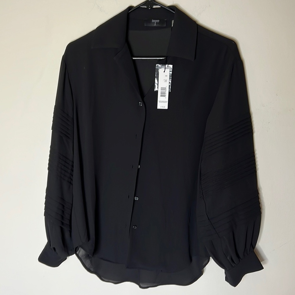 TAHARI Pleated Black Blouse NWT - Picture 3 of 6